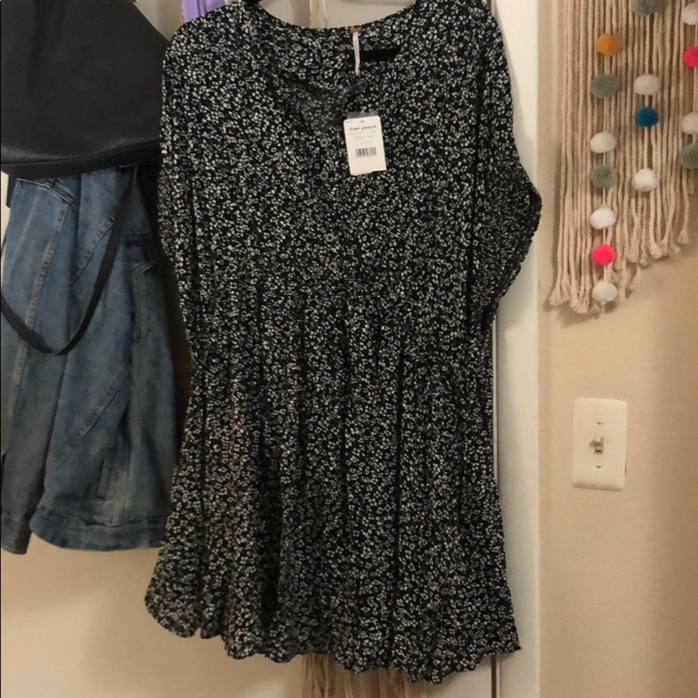 Free People Black shortsleeved floral dress